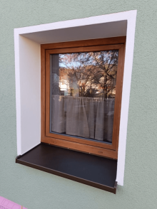 Bronzový hliníkový parapet