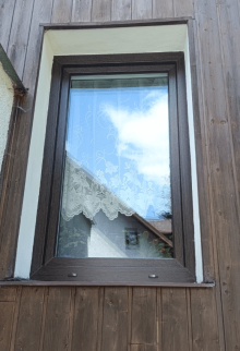 Vonkajší pohľad na profil okna REHAU Synego AD Classic